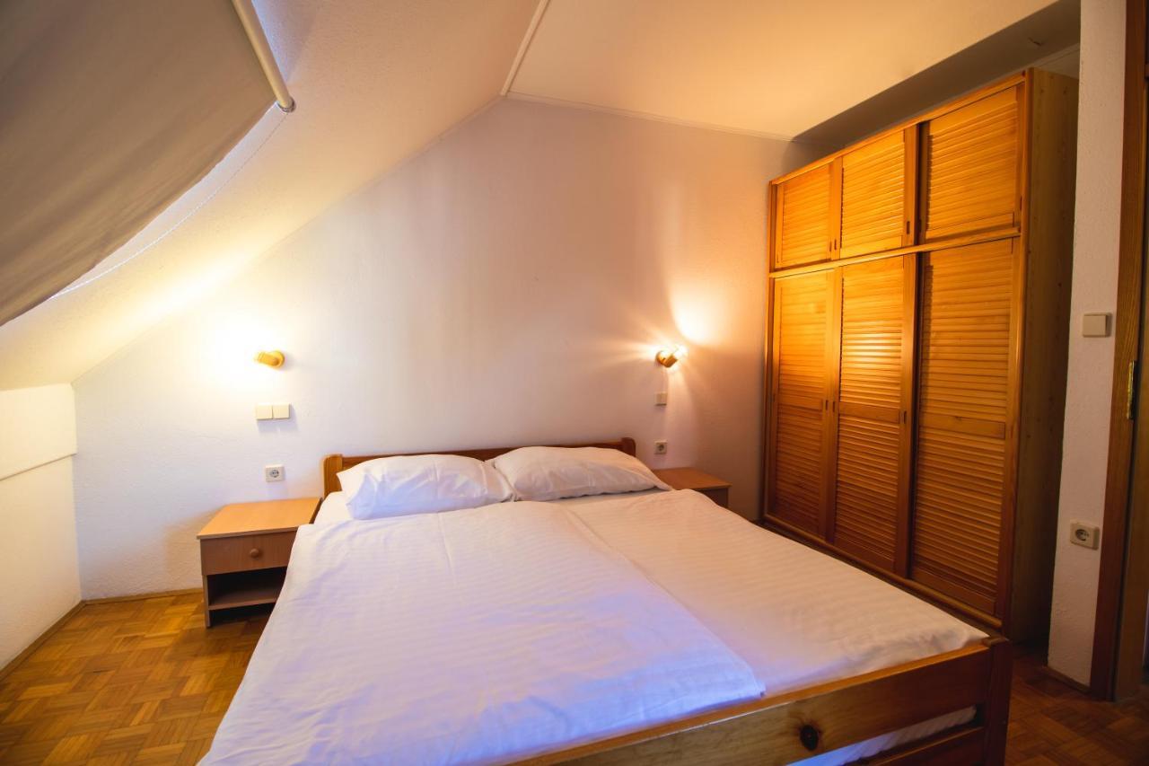 Extraordinary Apartment In Banovci Veržej Kültér fotó